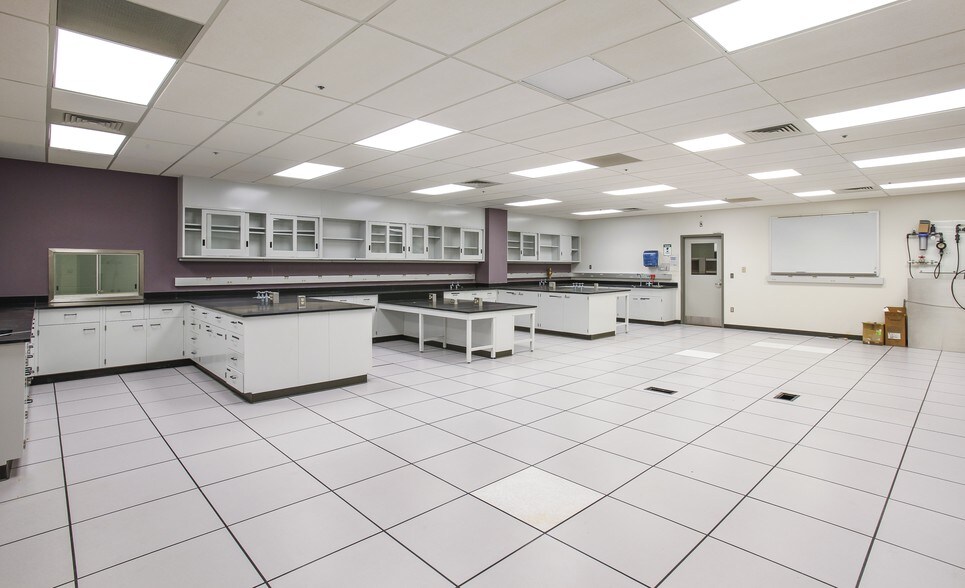 More Photos Of 641 Ridge Rd, Chazy Research And Development For Lease