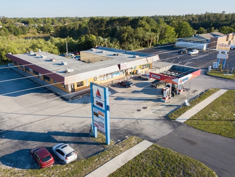 More Photos Of 5552-5598 Commercial Way, Spring Hill Service Station For Sale