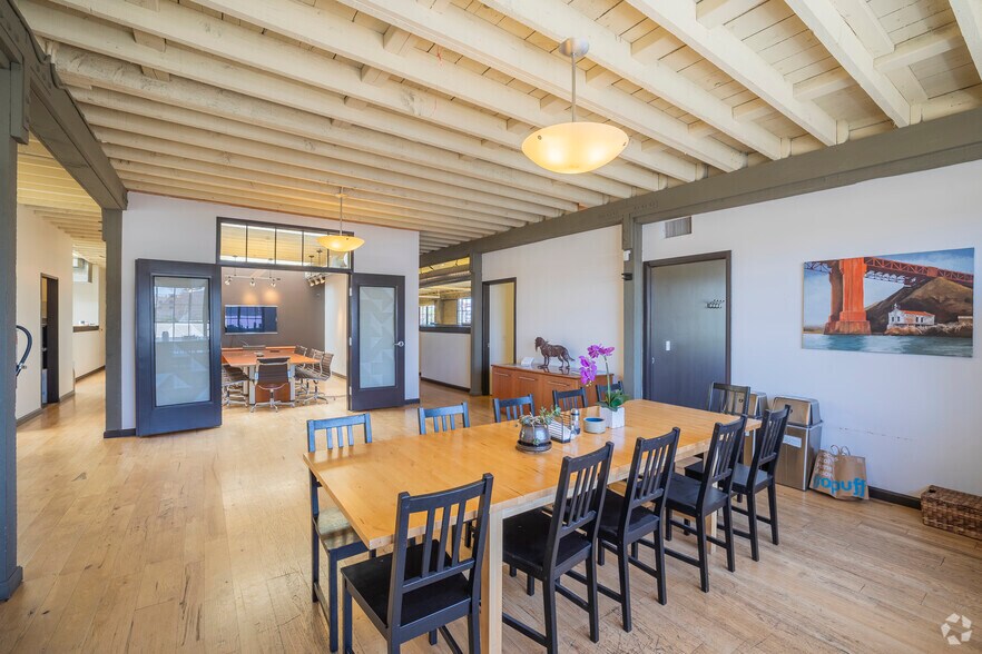 More Photos Of 329 Jefferson St, Oakland Office For Lease