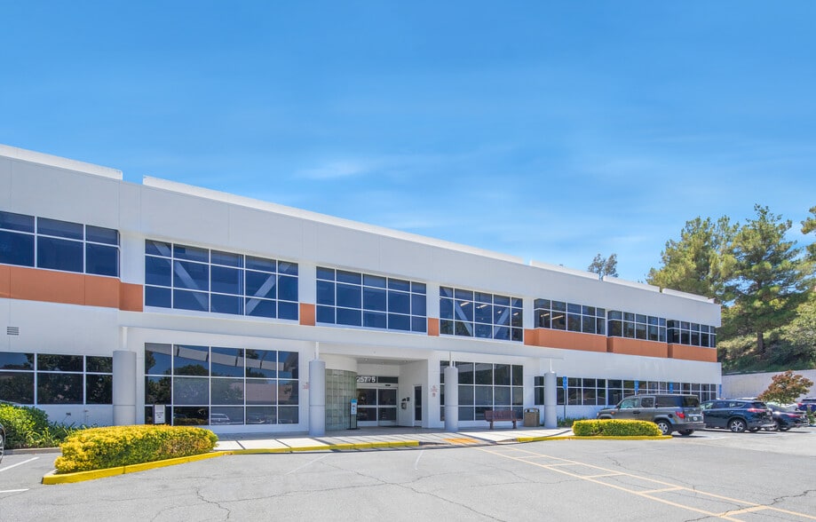 More Photos Of 25775 McBean Pky, Valencia Medical For Lease