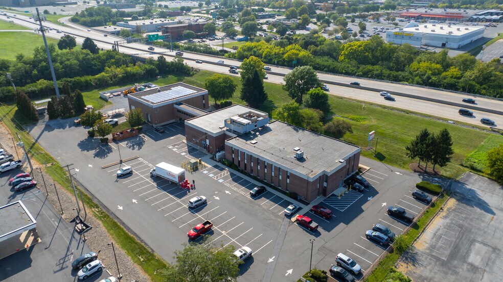 More Photos Of 625 Spring St, Wyomissing Office For Sale