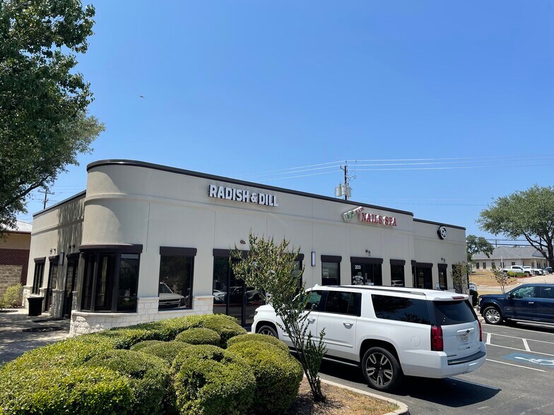 More Photos Of 102 Wonder World Dr, San Marcos Unknown For Lease