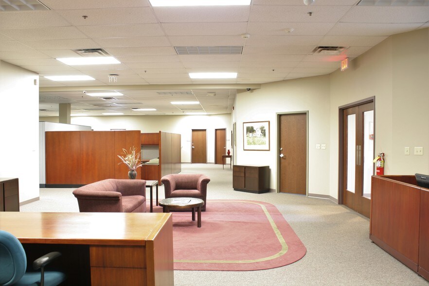More Photos Of 9301 S Innovation Dr, Daleville Office For Sale