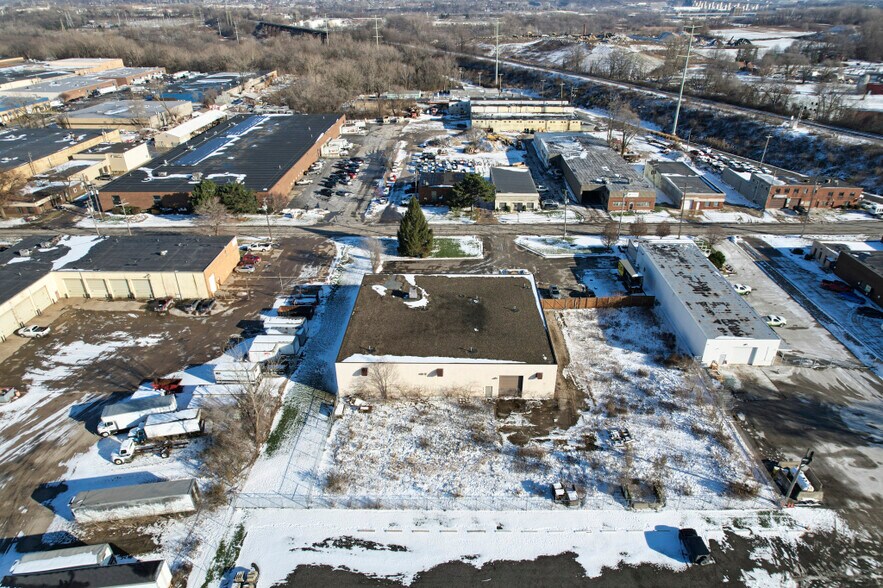 More Photos Of 4878 Van Epps Rd, Brooklyn Heights Manufacturing For Sale