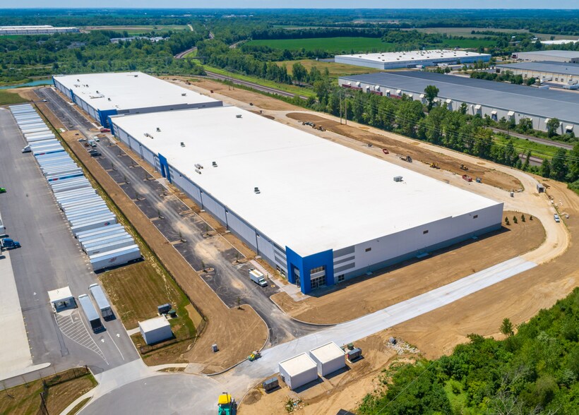 More Photos Of 1815 Beggrow St, Lockbourne Distribution For Lease