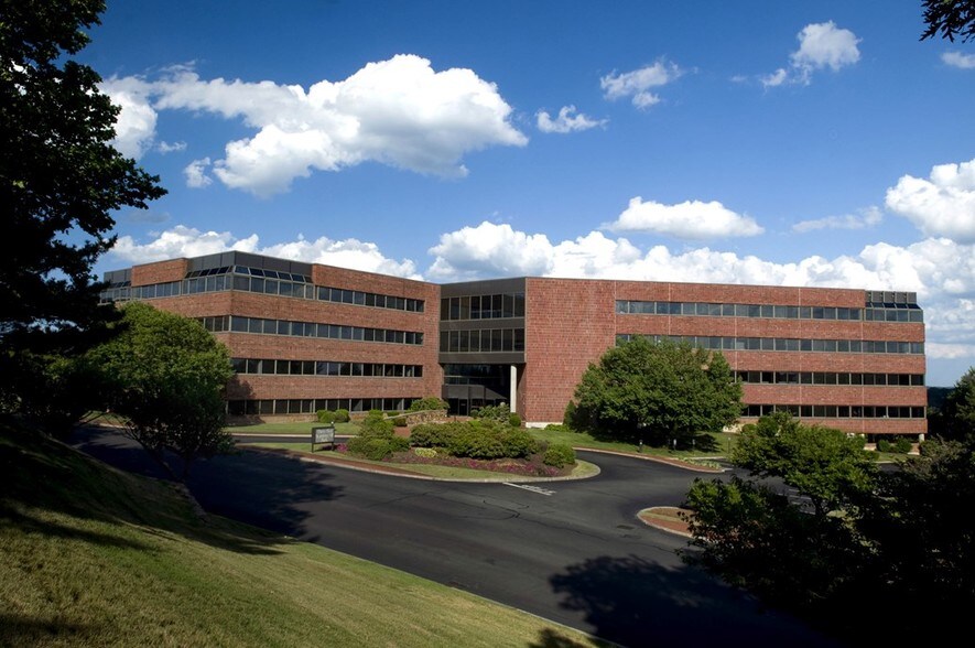 More Photos Of 35 Braintree Hill Office Park, Braintree Office For Lease