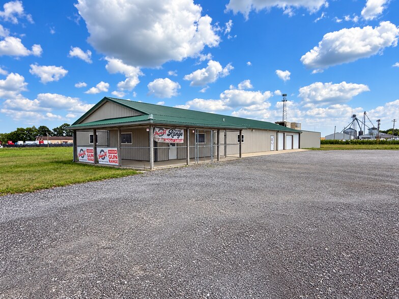 Primary Photo Of 11750 E State Road 205, Laotto Storefront For Sale