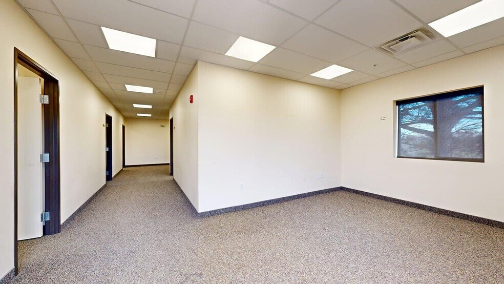 More Photos Of 1202 E Railroad St, Laurel Industrial For Sale