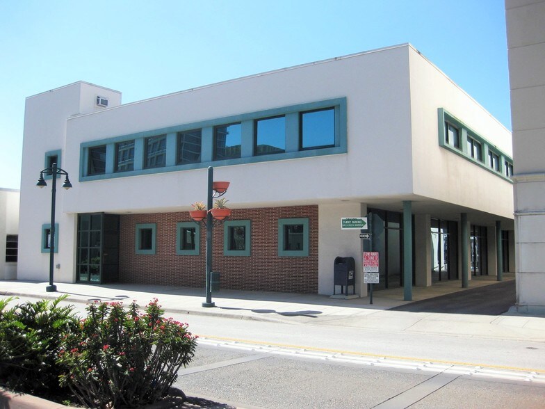 More Photos Of 326 N Magnolia Ave, Orlando Office For Lease
