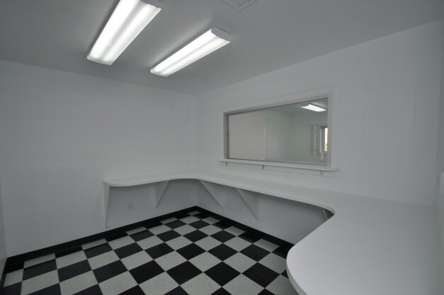 More Photos Of 6333 Skyline Dr, Houston Flex For Lease