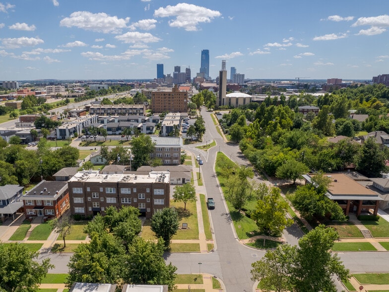 More Photos Of 130 NW 17th St, Oklahoma City Apartments For Sale