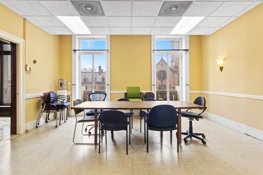 More Photos Of 126 State St, Albany Loft Creative Space For Sale