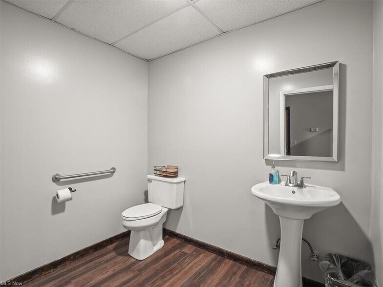 More Photos Of 326 W Main Rd, Conneaut Freestanding For Sale