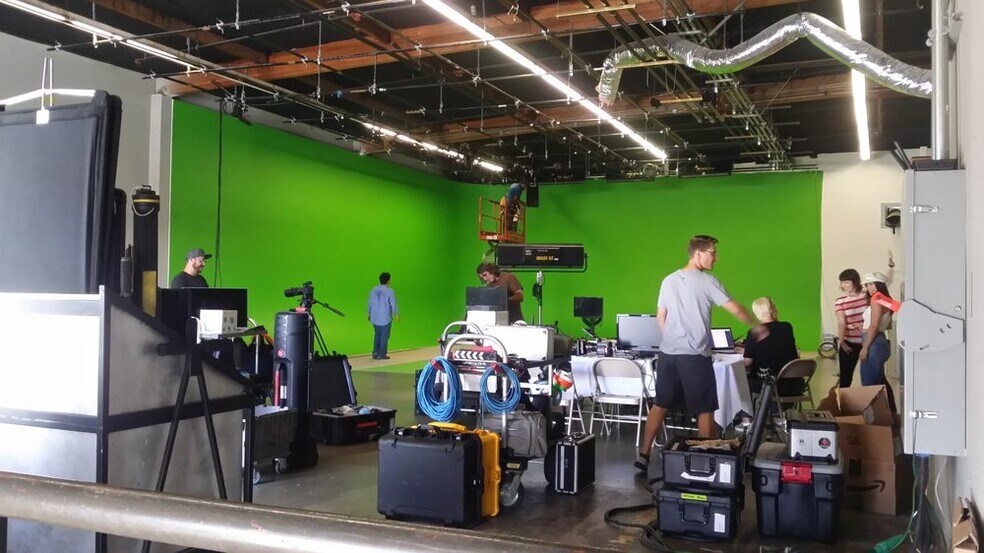 More Photos Of 5301 Exchange St, Los Angeles Service For Lease