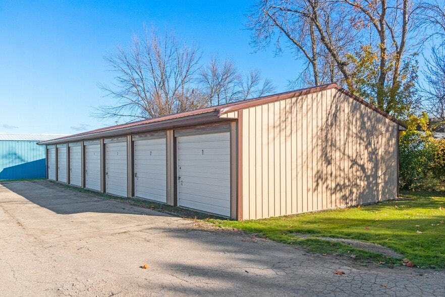 More Photos Of 830 S Railroad St, Kimberly Self Storage For Sale