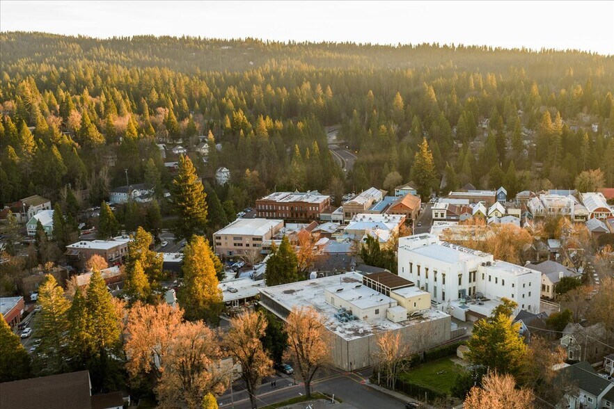 More Photos Of 224 Church St, Nevada City Office For Sale