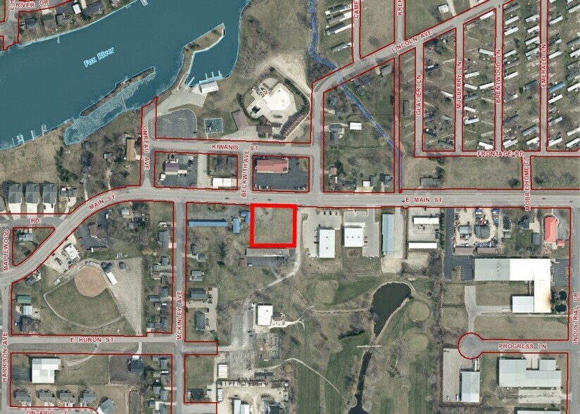 More Photos Of 1110 E Main St, Omro Land For Sale