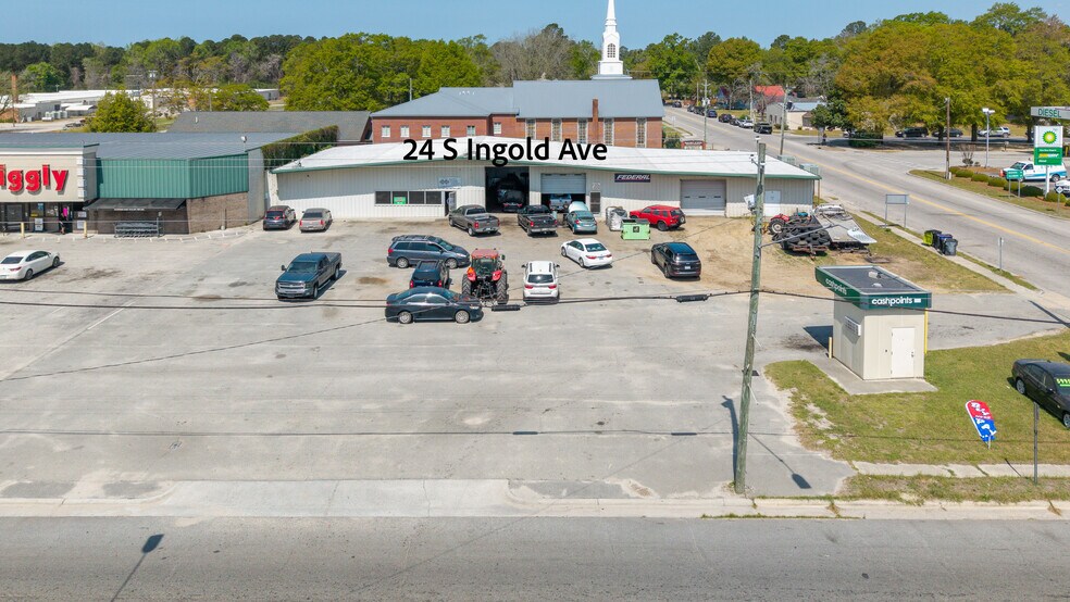 Primary Photo Of 24 N Ingold Ave, Garland Freestanding For Sale