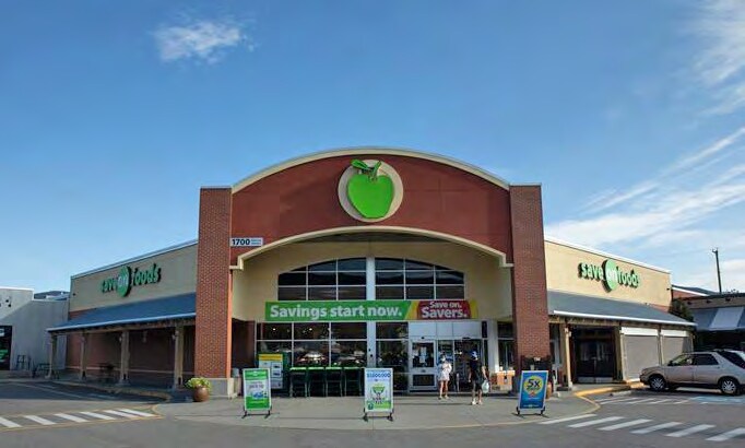 Primary Photo Of 1700 Garcia St, Merritt General Retail For Lease