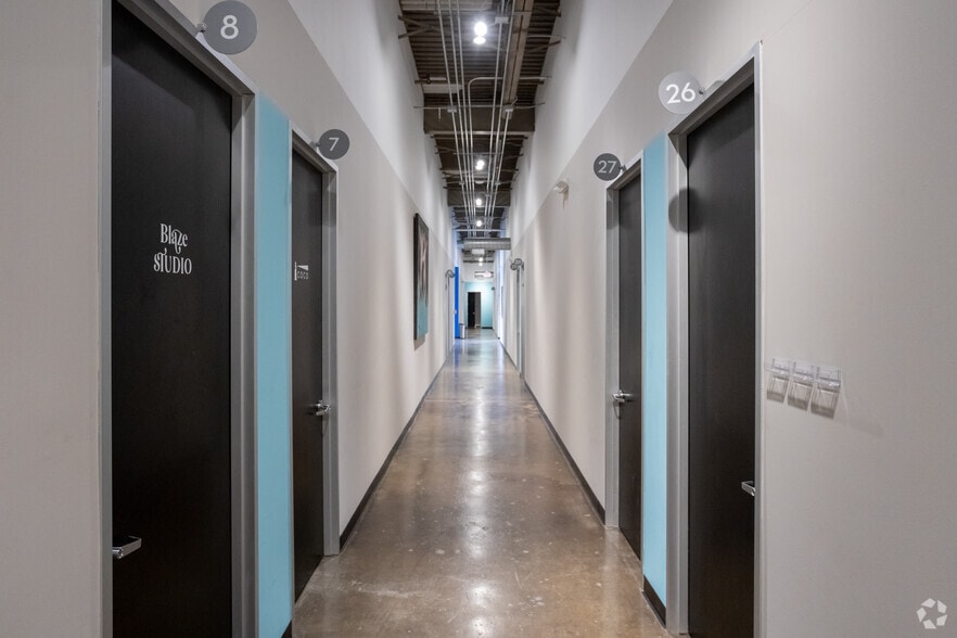 More Photos Of 3420 Rusk St, Houston Loft Creative Space For Lease