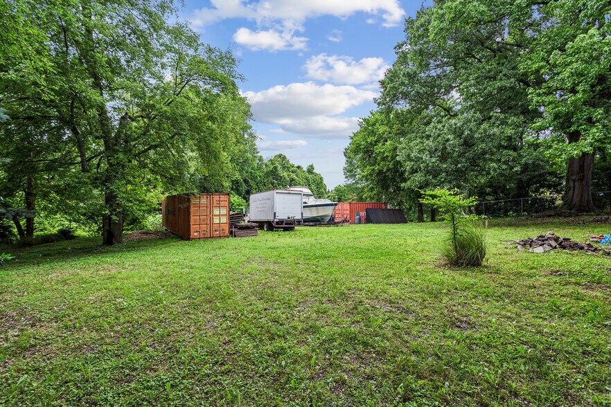 More Photos Of 2342 Bolton Rd, Atlanta Land For Sale