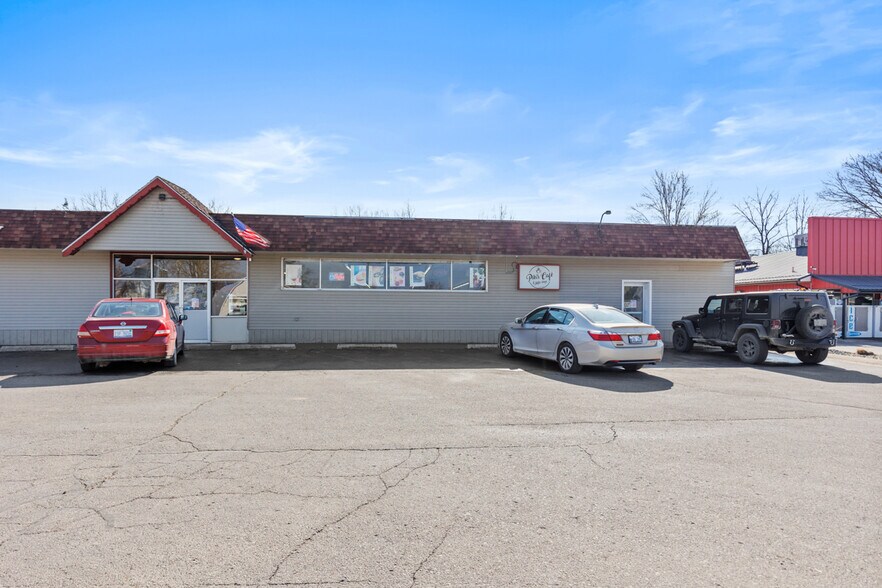 More Photos Of 111 W Main St, Hopkins Storefront For Sale