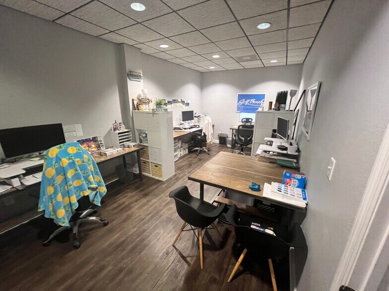 More Photos Of 211 14th St N, Saint Petersburg Light Manufacturing For Lease