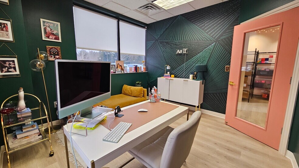 More Photos Of 822 Kumho Dr, Fairlawn Medical For Sale