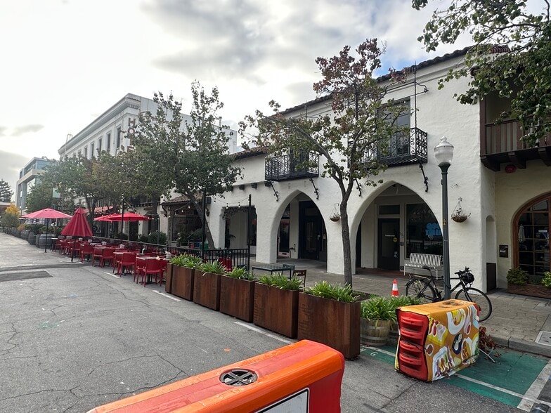 Primary Photo Of 532-536 Ramona St, Palo Alto Storefront For Lease