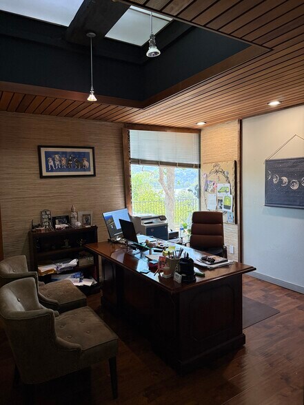 More Photos Of 31340 Via Colinas, Westlake Village Light Distribution For Lease