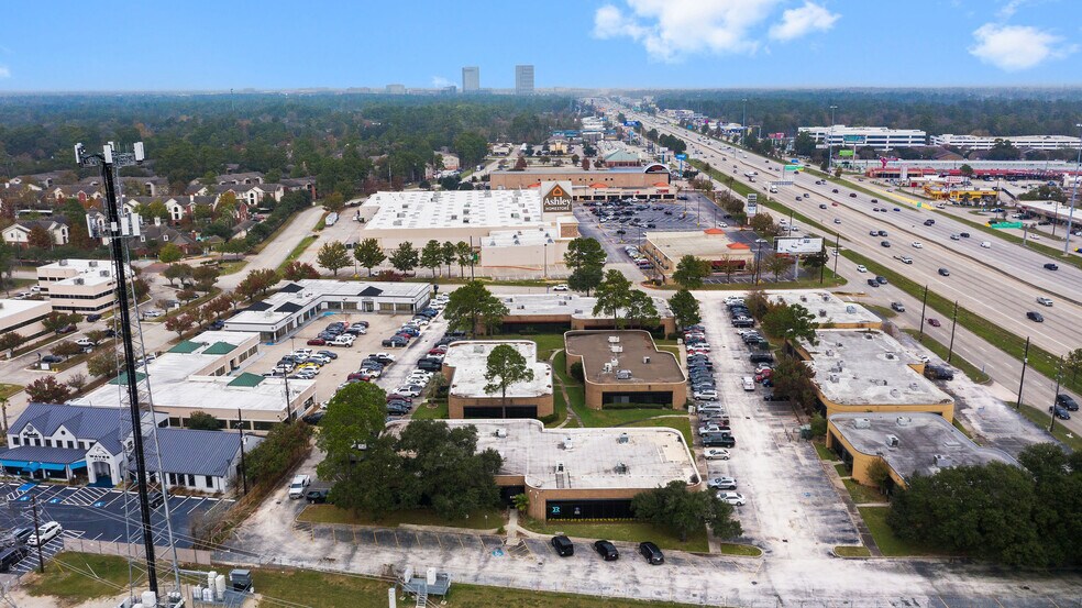 More Photos Of 25307 I-45, Spring Medical For Lease