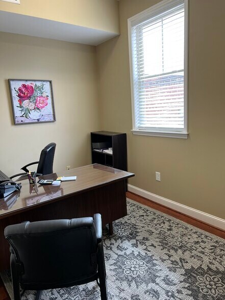 More Photos Of 523 Main St, Danville Loft Creative Space For Sale