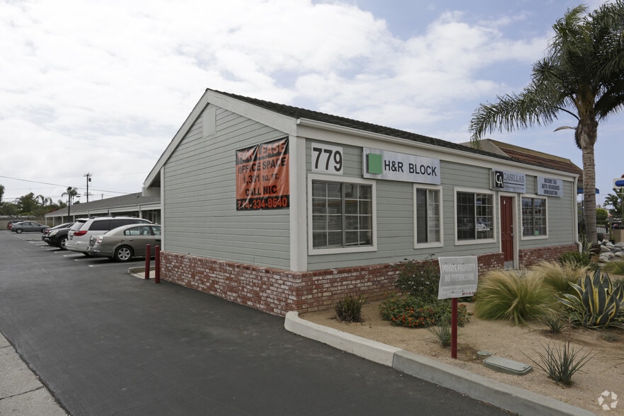 More Photos Of 777 W 19th St, Costa Mesa Coworking Space