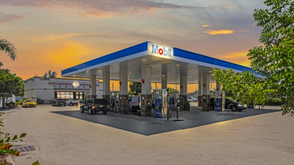 Primary Photo Of 2977A Cleveland Ave, Fort Myers Convenience Store For Sale