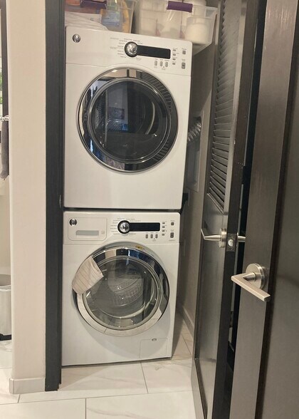 More Photos Of 2550 Highway 82, Glenwood Springs Showroom For Sale