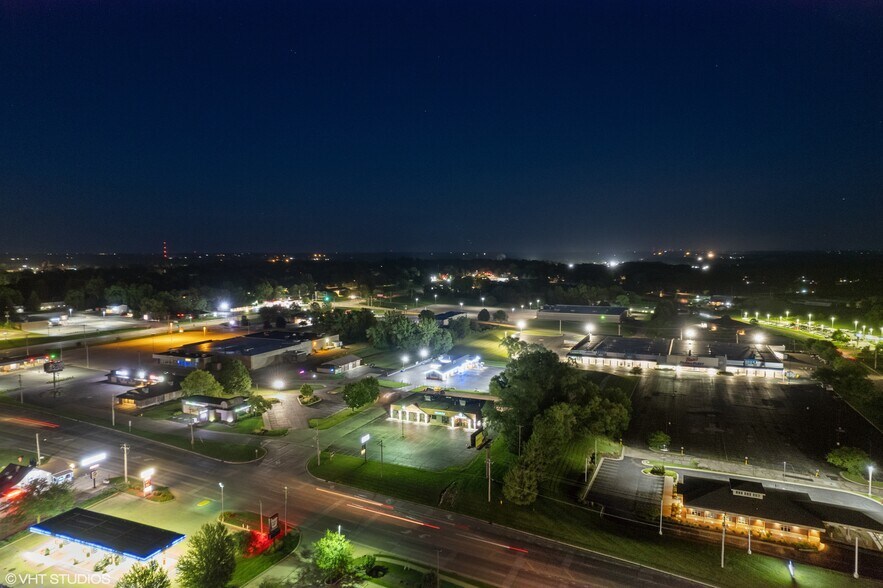 More Photos Of 731 Midwest Ct, Freeport Carwash For Sale
