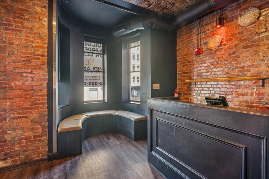 More Photos Of 1336 U St NW, Washington Bar For Sale