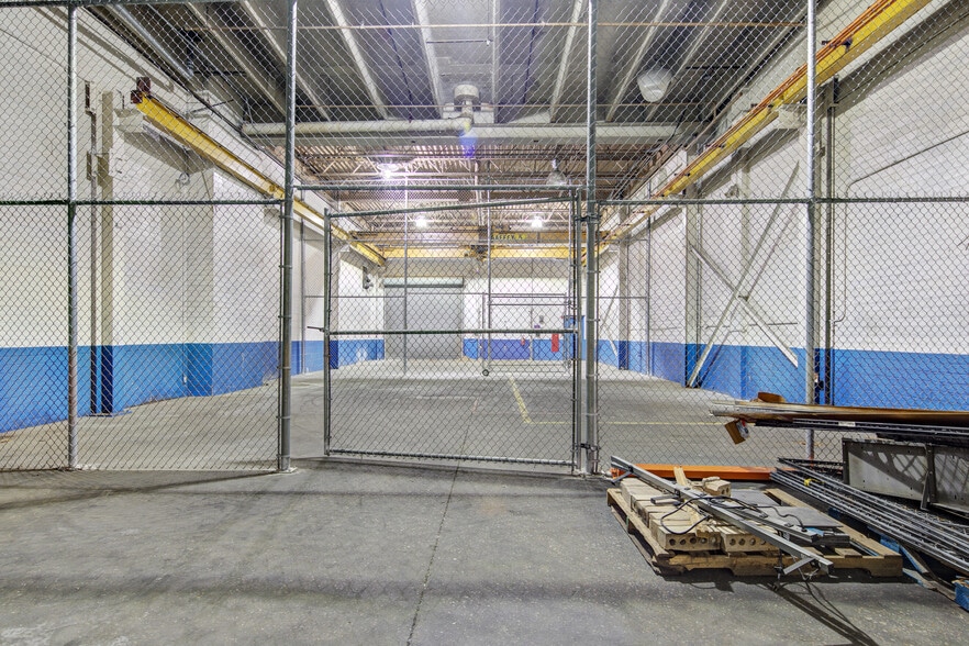 More Photos Of 3036 Gillespie St, Fayetteville Manufacturing For Lease