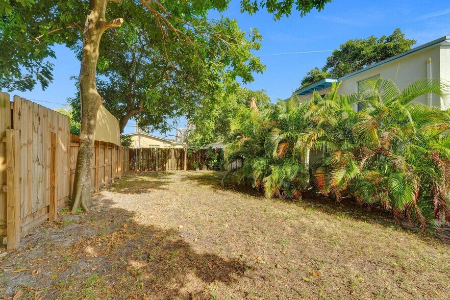 More Photos Of 301 SW 9th St, Fort Lauderdale Apartments For Sale