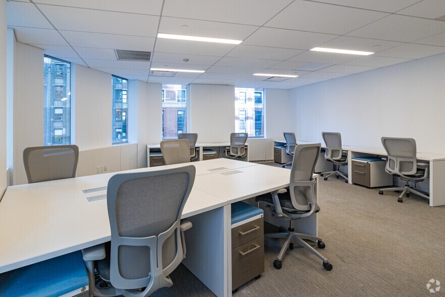 More Photos Of 3 Columbus Cir, New York Coworking Space