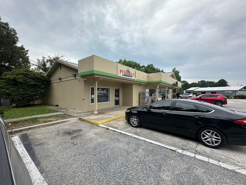 More Photos Of 4137 Ladson Rd, Ladson Convenience Store For Lease