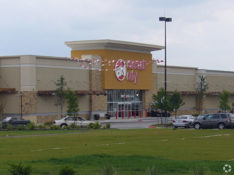 More Photos Of N MoPac Expy, Austin Unknown For Lease