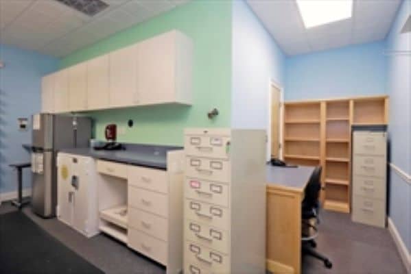 More Photos Of 246 E Main St, Fall River Drugstore For Sale