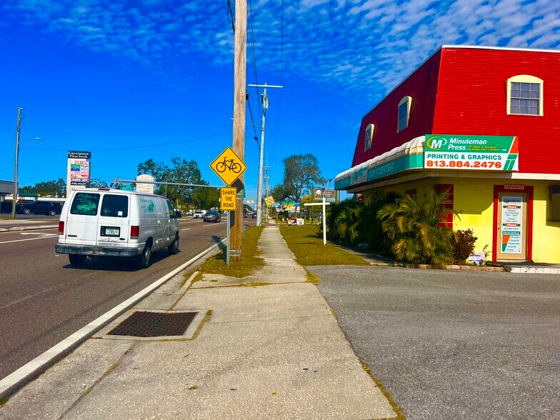 More Photos Of 5519 Hanley Rd, Tampa Storefront Retail Office For Sale