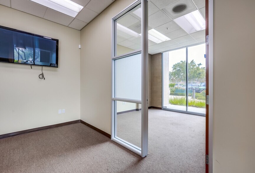 More Photos Of 16520 Bake Pky, Irvine Office For Lease