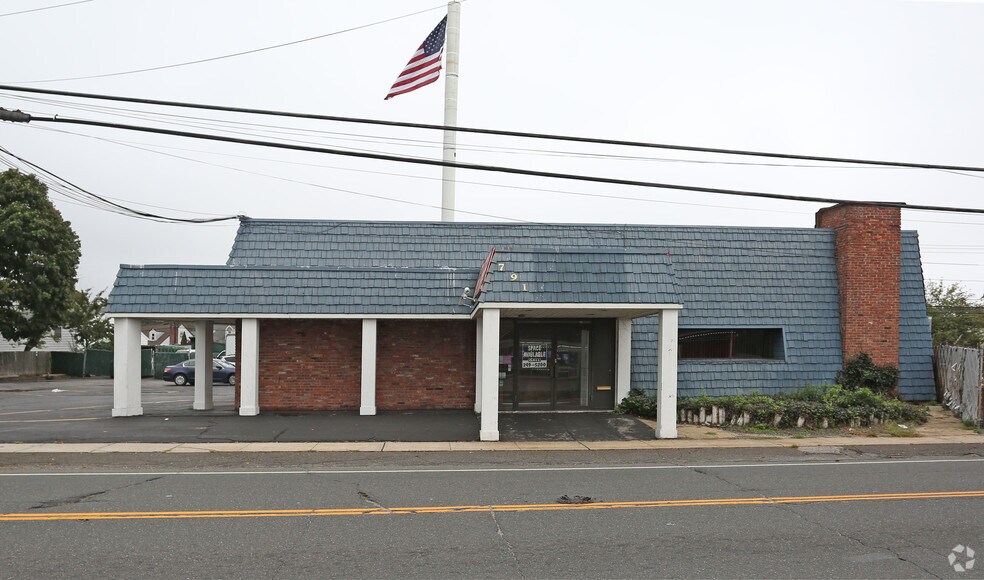 More Photos Of 791 Main St, Farmingdale Loft Creative Space For Lease