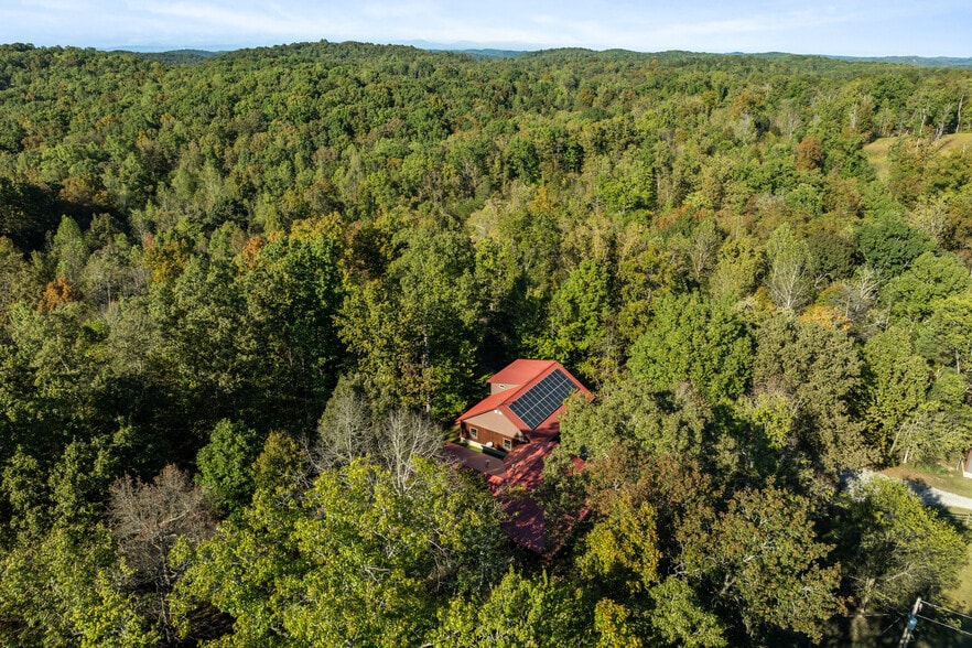 More Photos Of 228 Pattie Gap Rd, Philadelphia Apartments For Sale