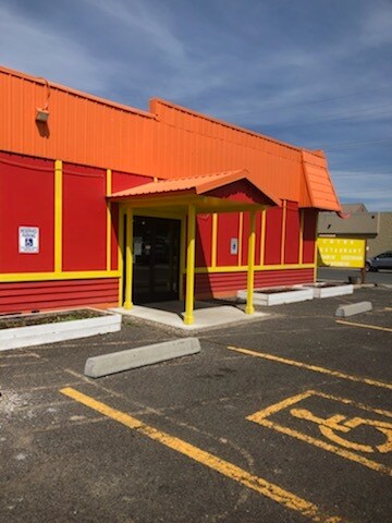 More Photos Of 2425 Oak St, Baker City Restaurant For Sale