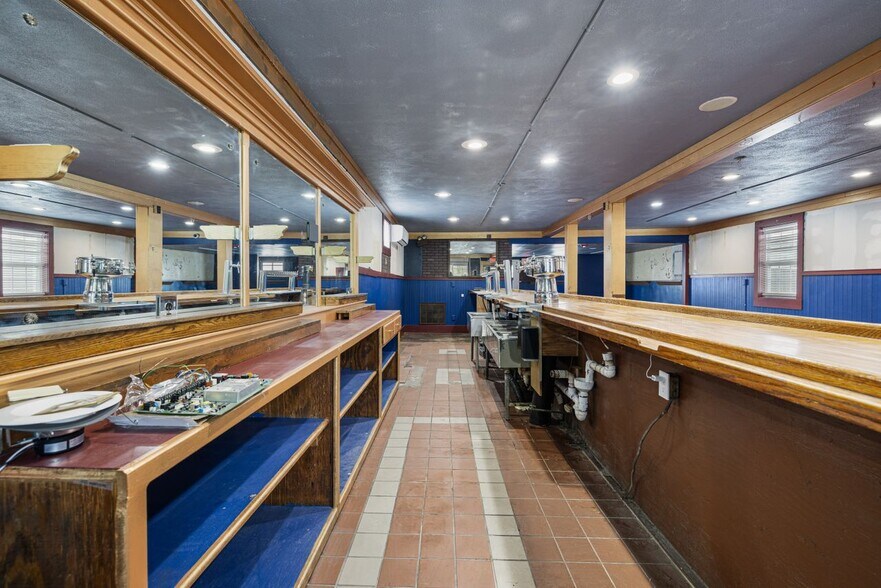 More Photos Of 84-86 Kilvert St, Warwick Restaurant For Sale