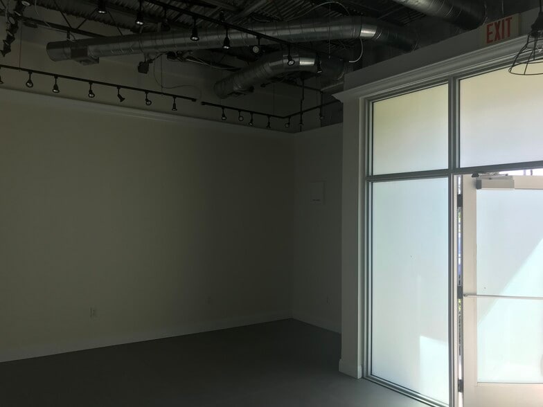 More Photos Of 755 NW 17th Ave, Delray Beach Industrial For Lease